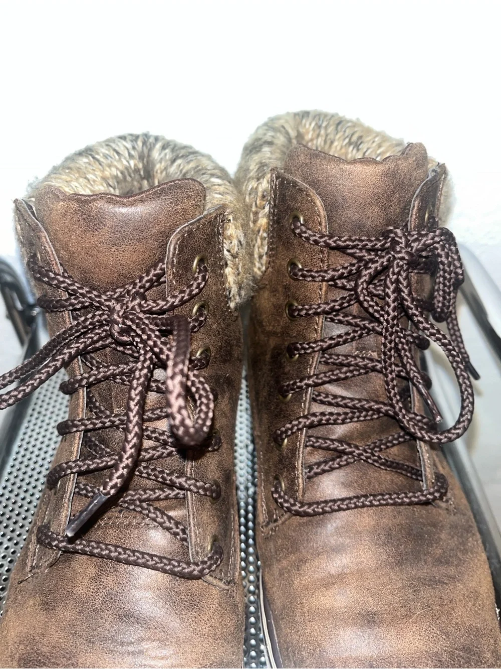 Cliffs Brown Ankle Boots